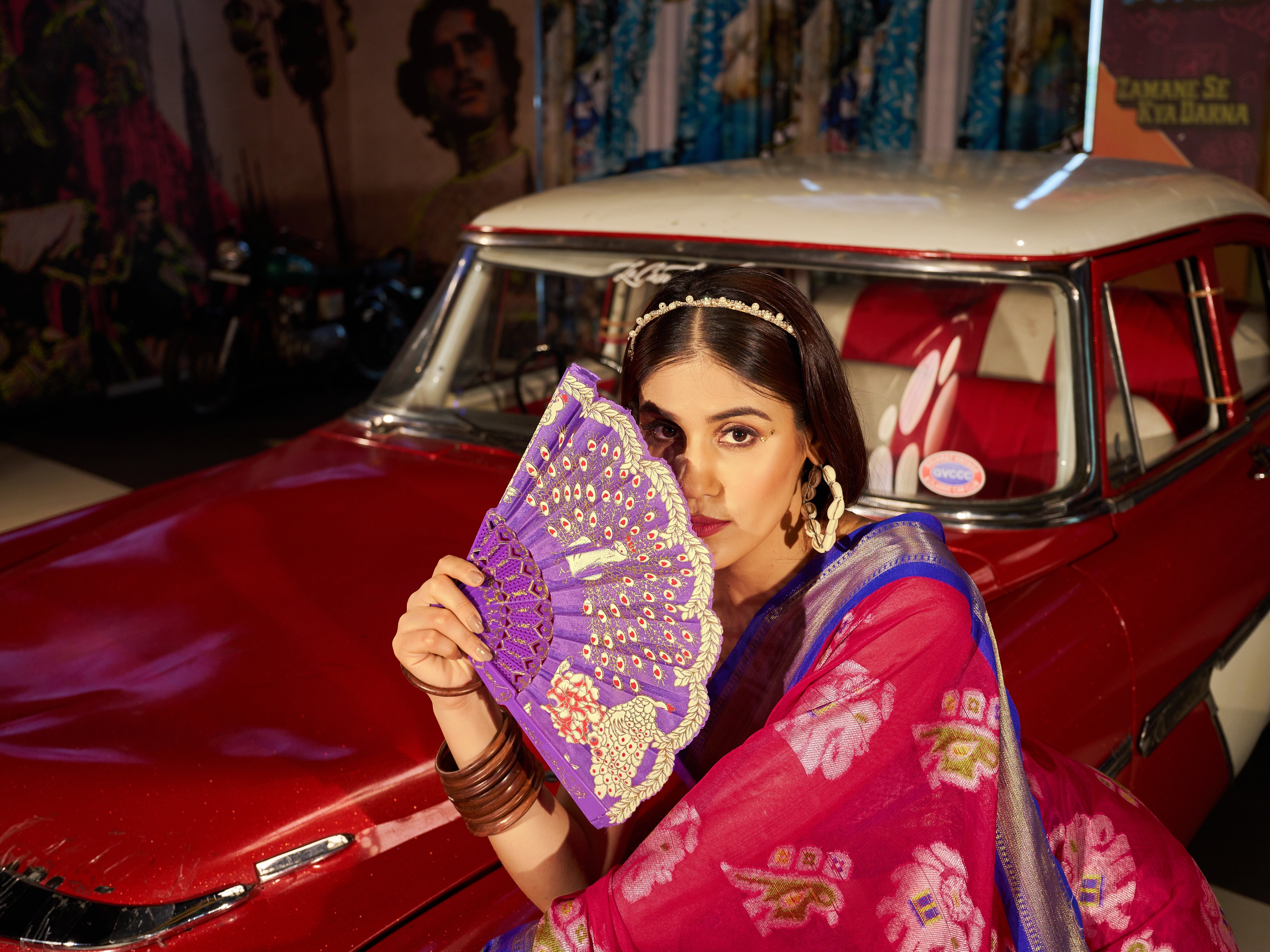 Regal Rani Pink Patola Silk Saree with Exquisite Weaving Work