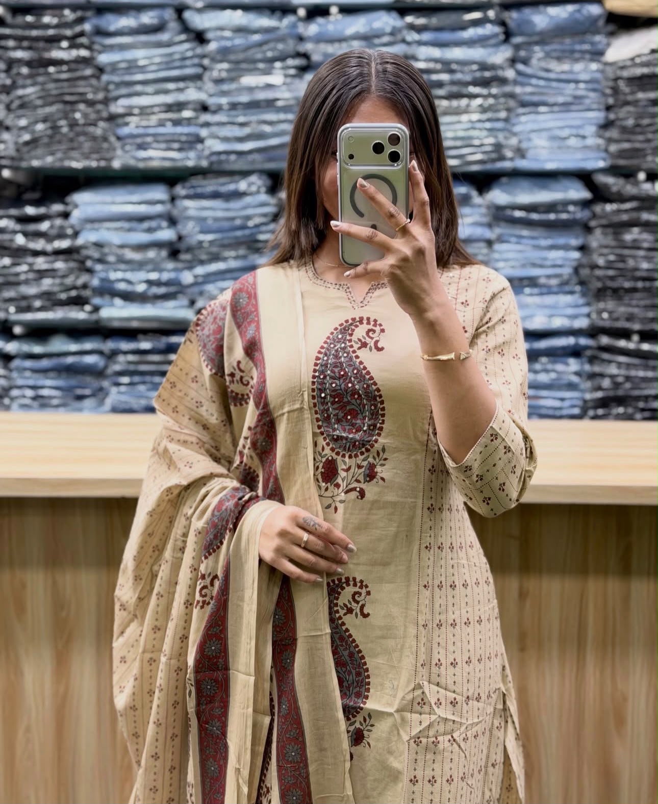 Red Cotton 60×60 Kairi Print Kurti Pant Dupatta Suit Set