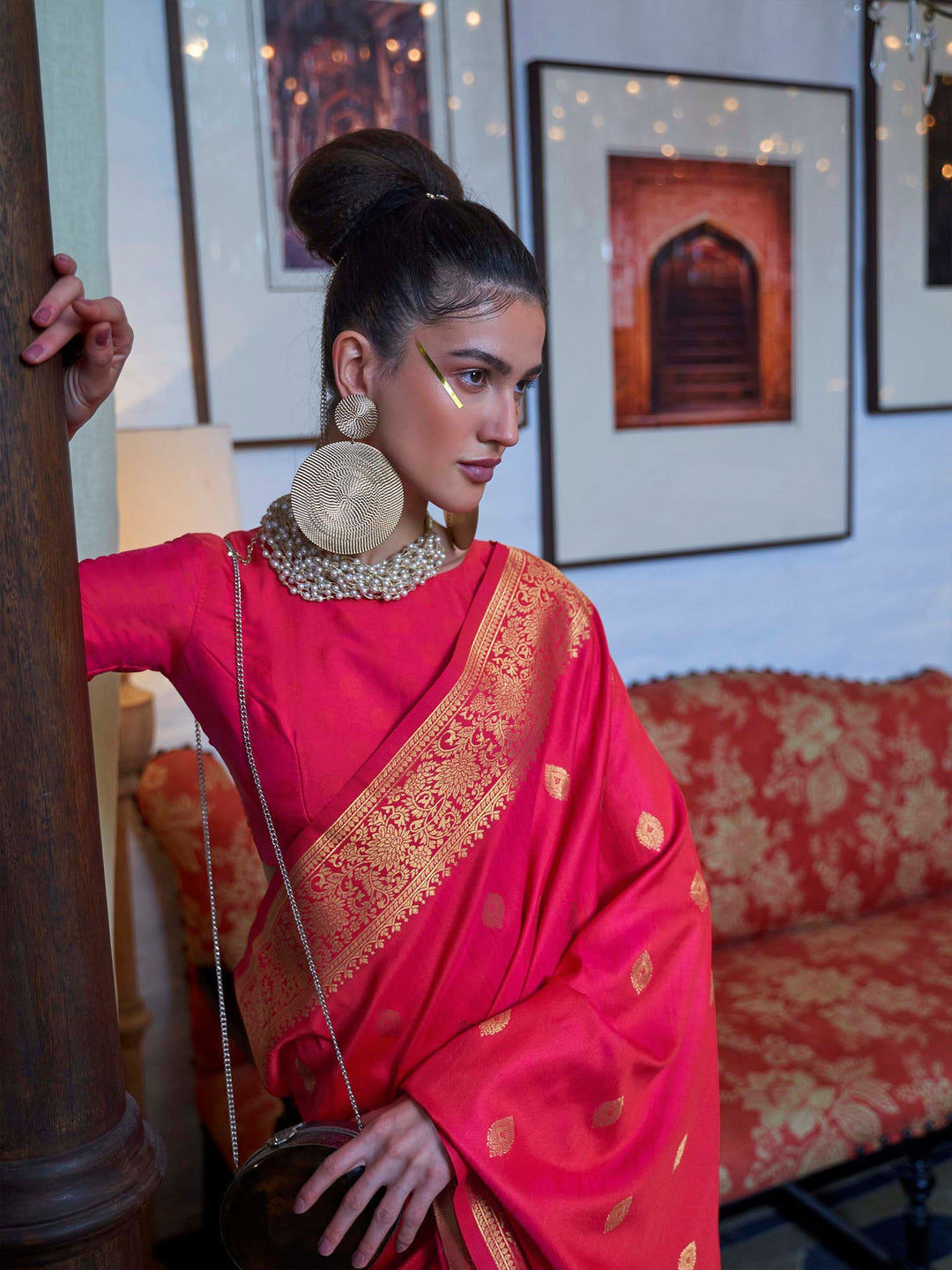 Red Elegant Printed Chanderi Silk Blend Saree with Tassel Detailing