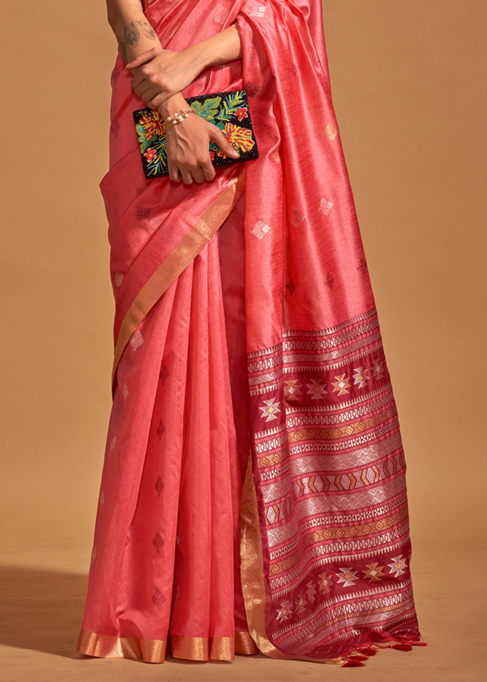 Rose Pink Elegant Banarasi Blended Silk Saree with Intricate Timeless Design – Ideal for Grand Occasions