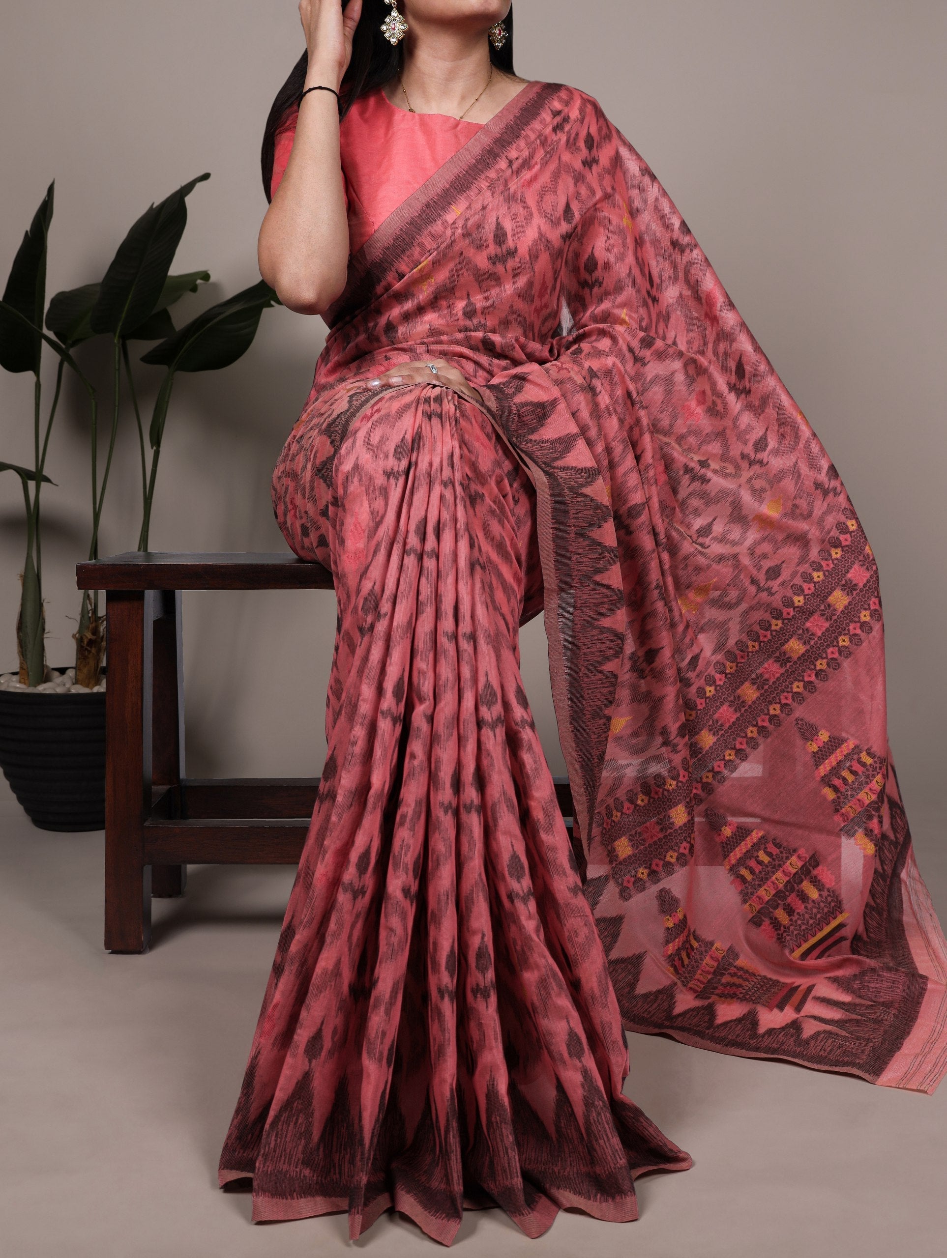 Salmon Classic Poly Cotton Saree with Intricate Thread Weaving Work – Lightweight Everyday & Occasion Wear Unstitched Blouse Included
