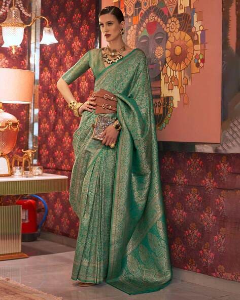 Sea Green Graceful Kanjivaram Silk Blend Saree – Woven Design