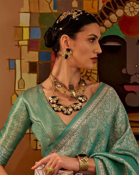 Sea Green Graceful Kanjivaram Silk Blend Saree – Woven Design
