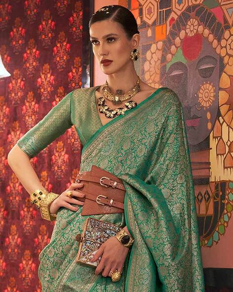 Sea Green Graceful Kanjivaram Silk Blend Saree – Woven Design