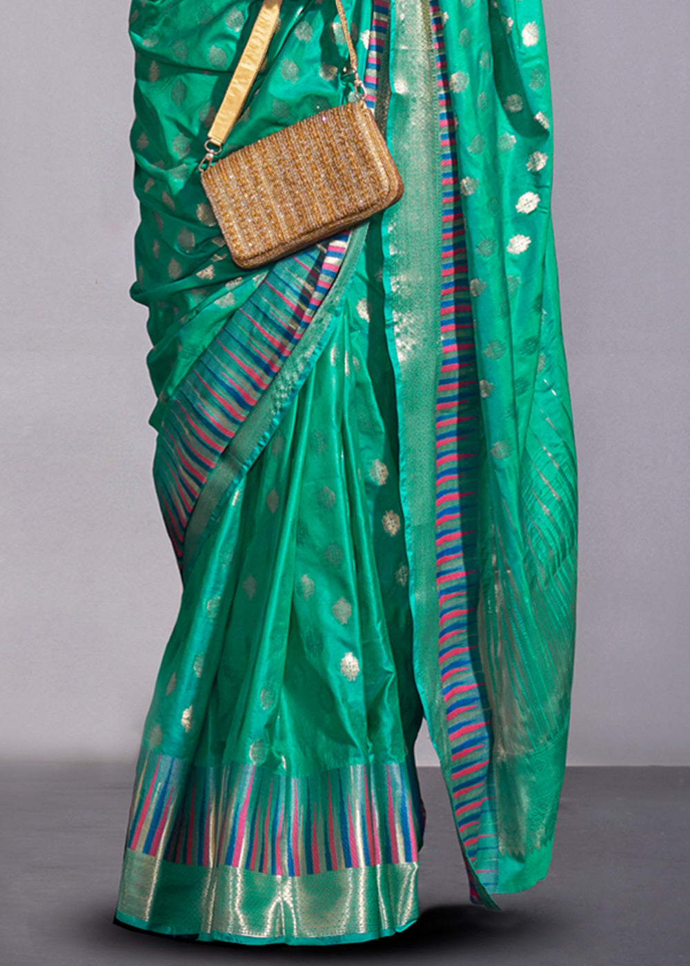Sea Green Timeless Banarasi Blended Silk Saree with Intricate Design – Perfect for Grand Occasions