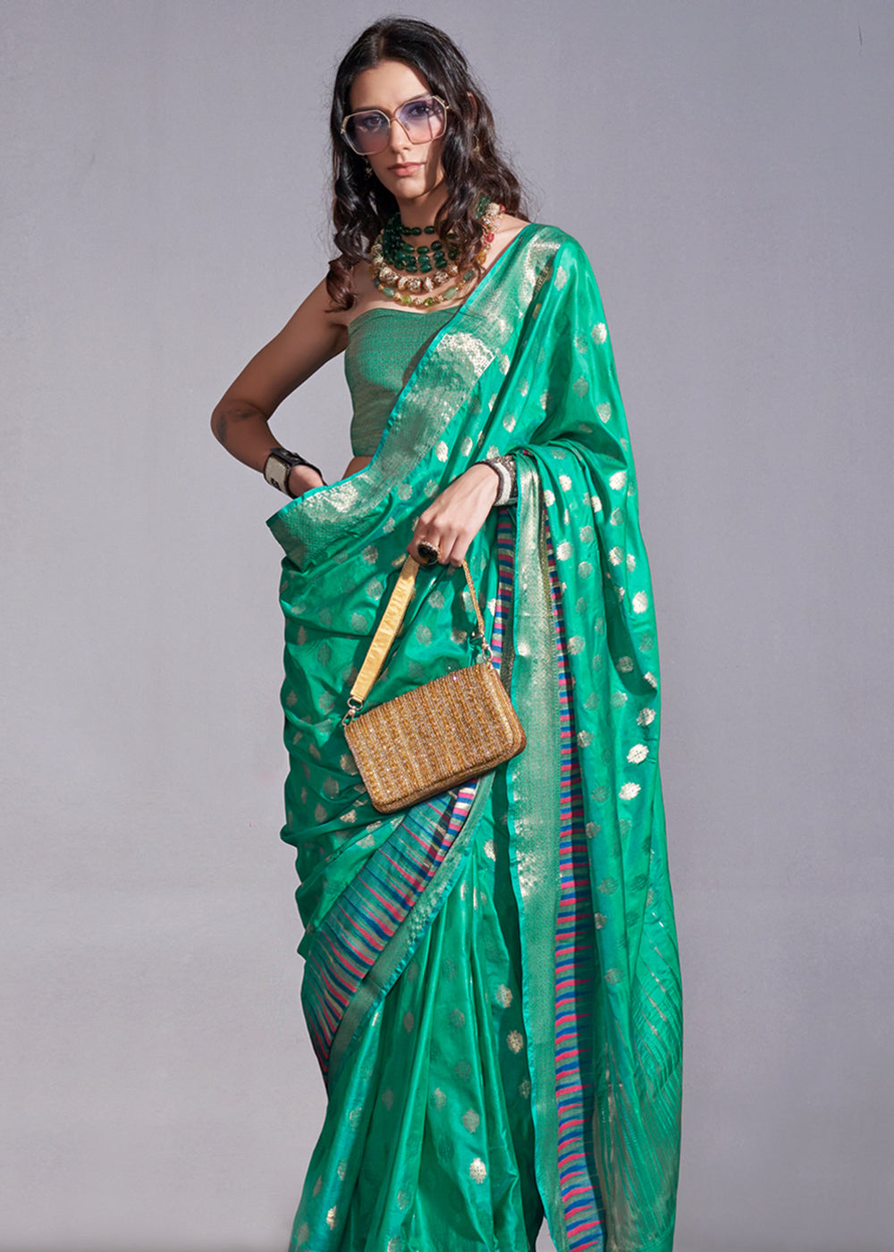 Sea Green Timeless Banarasi Blended Silk Saree with Intricate Design – Perfect for Grand Occasions