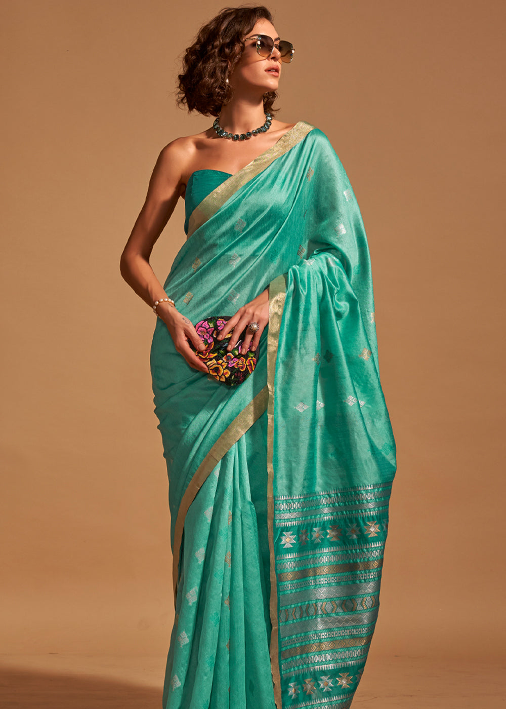 Sky Blue Elegant Banarasi Blended Silk Saree with Intricate Timeless Design – Ideal for Grand Occasions
