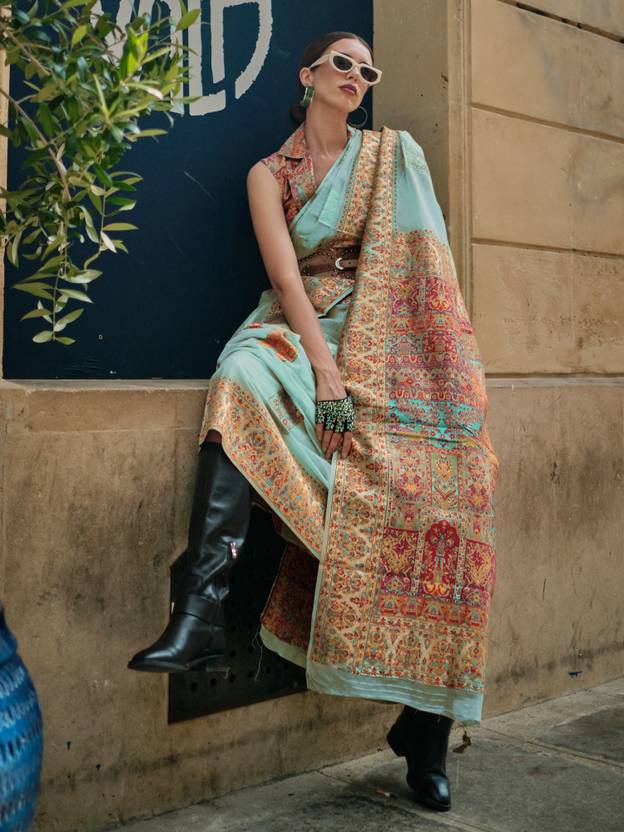 Sky Blue Elegant Banarasi Silk Blend Woven Saree with Unstitched Blouse Piece