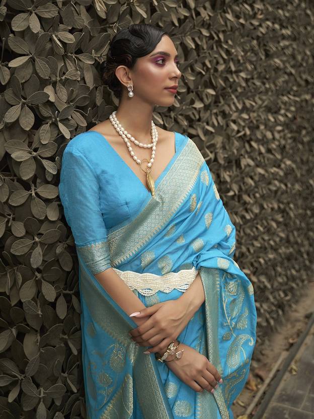 Sky Blue Elegant Silk Blend Banarasi Saree with Unstitched Blouse Piece