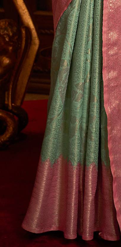 Sky Blue Elegant Tanchoi Woven Banarasi Silk Blend Saree with Blouse Piece