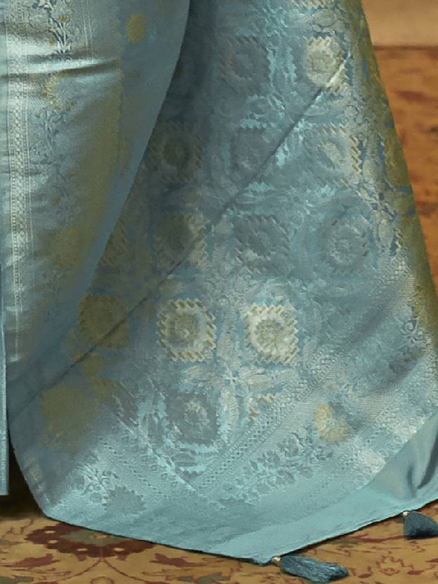 Sky Blue Graceful Banarasi Silk Blend Saree with Unstitched Blouse Piece