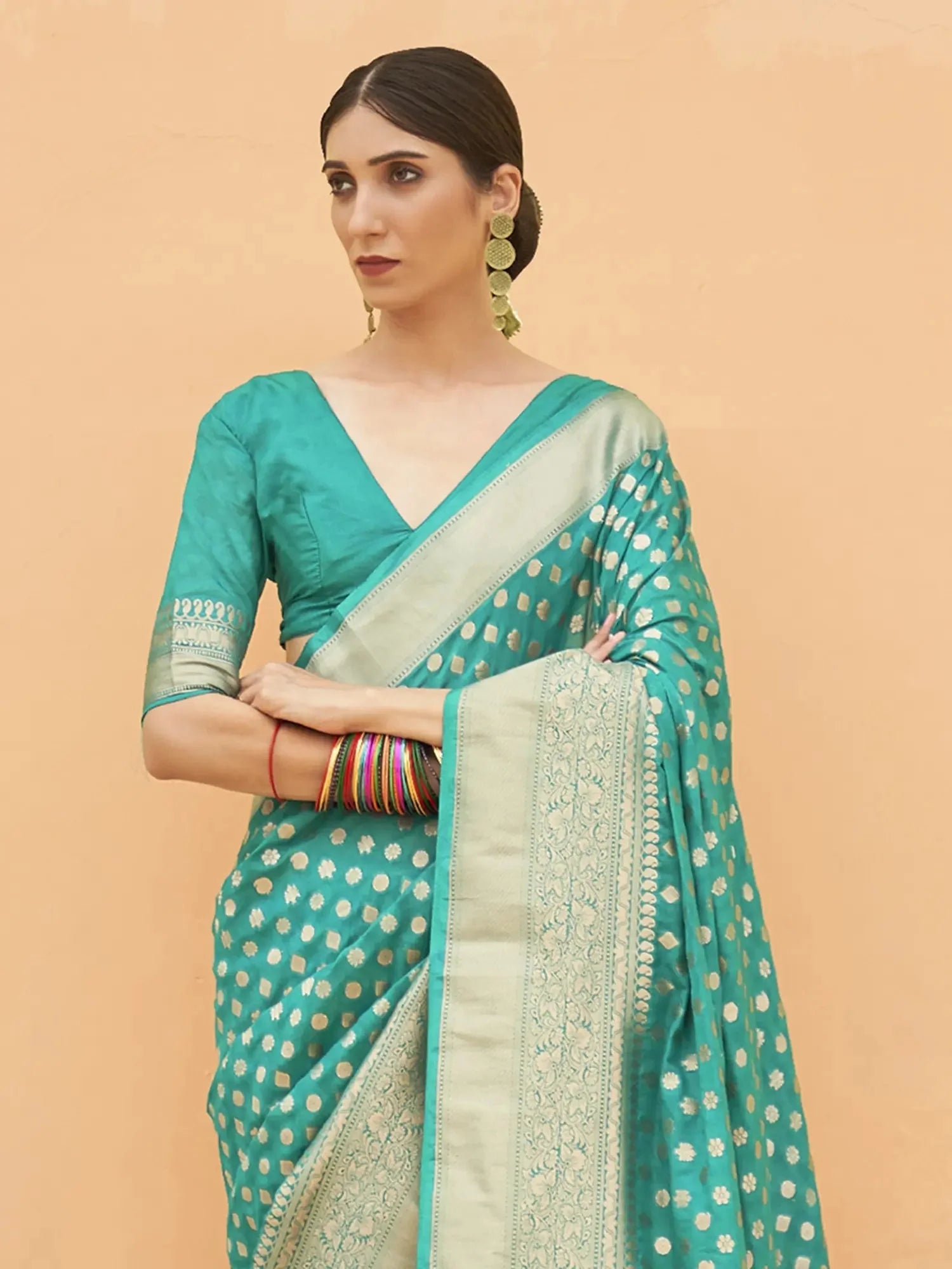 Sky Blue Graceful Georgette Saree with Unstitched Blouse Piece