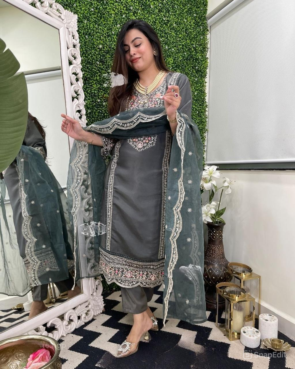 White Thread Embroidery Kurti Set with Organza Dupatta