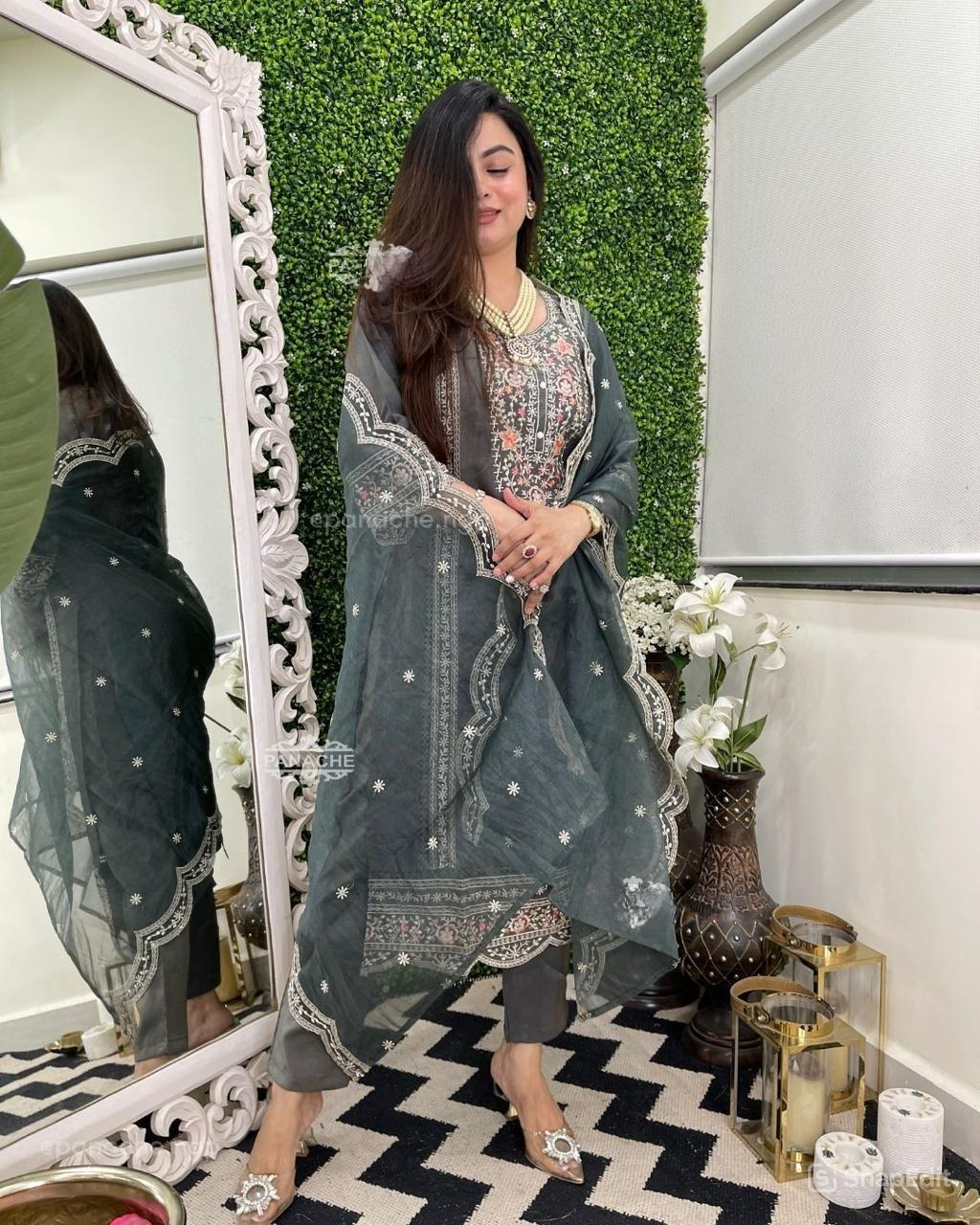 White Thread Embroidery Kurti Set with Organza Dupatta