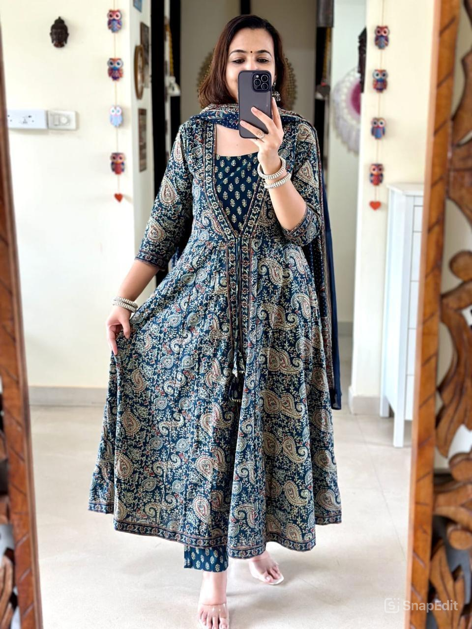Women's Anarkali Kurta Set with Printed Cotton Fabric & Tassel Detail – 3-Piece Suit