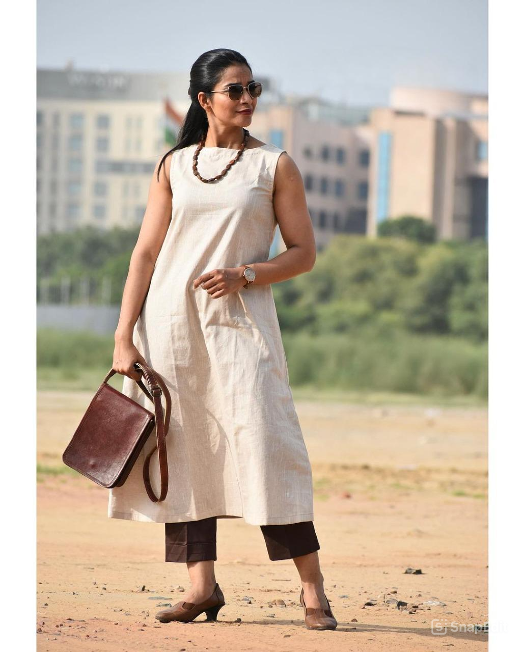 South Cotton Sleeveless Kurti with Plazo Set & Attachable Sleeves