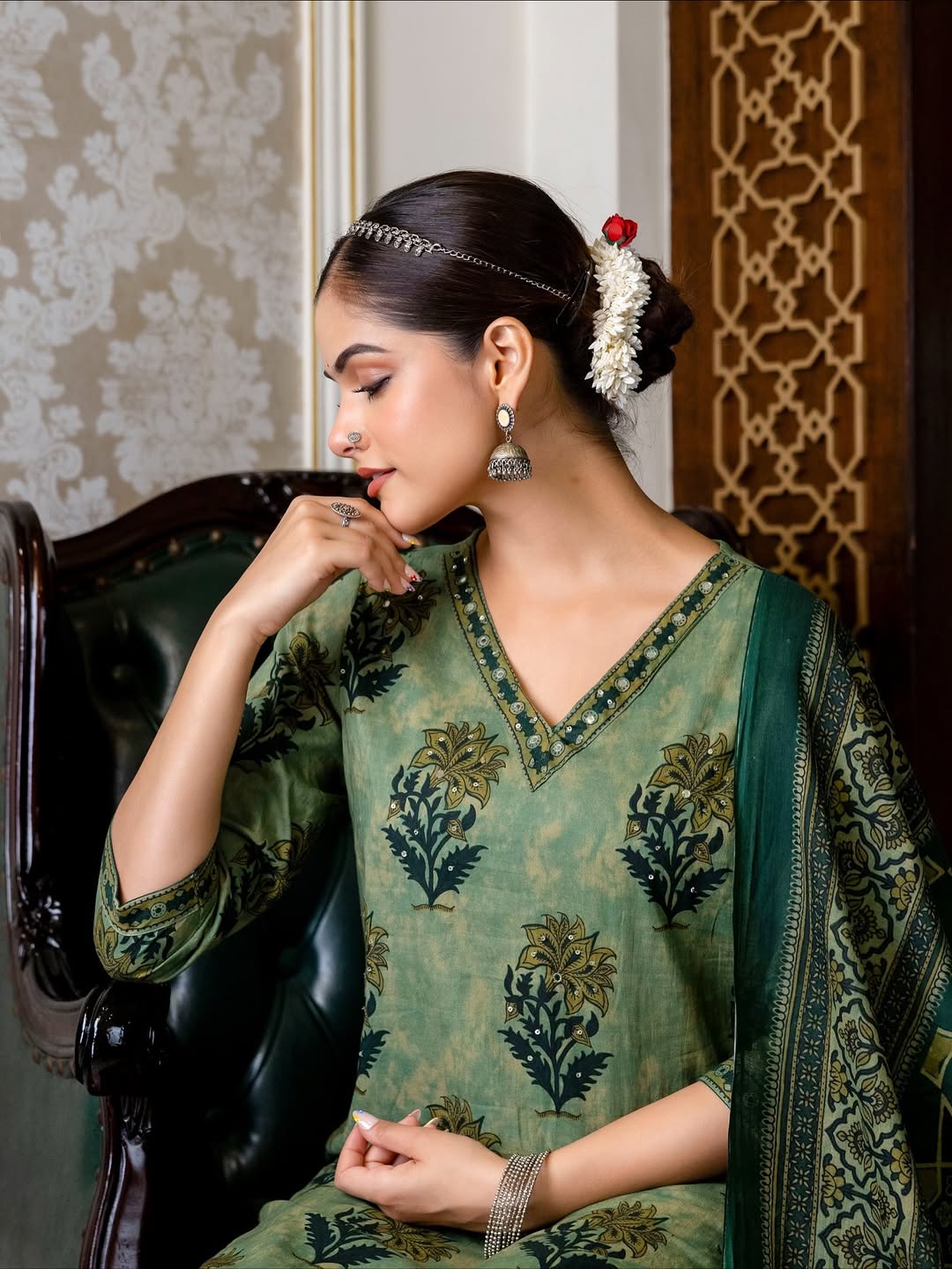 V Neck Azrak Floral Print Cotton Suit Set with Kurti, Pant & Dupatta