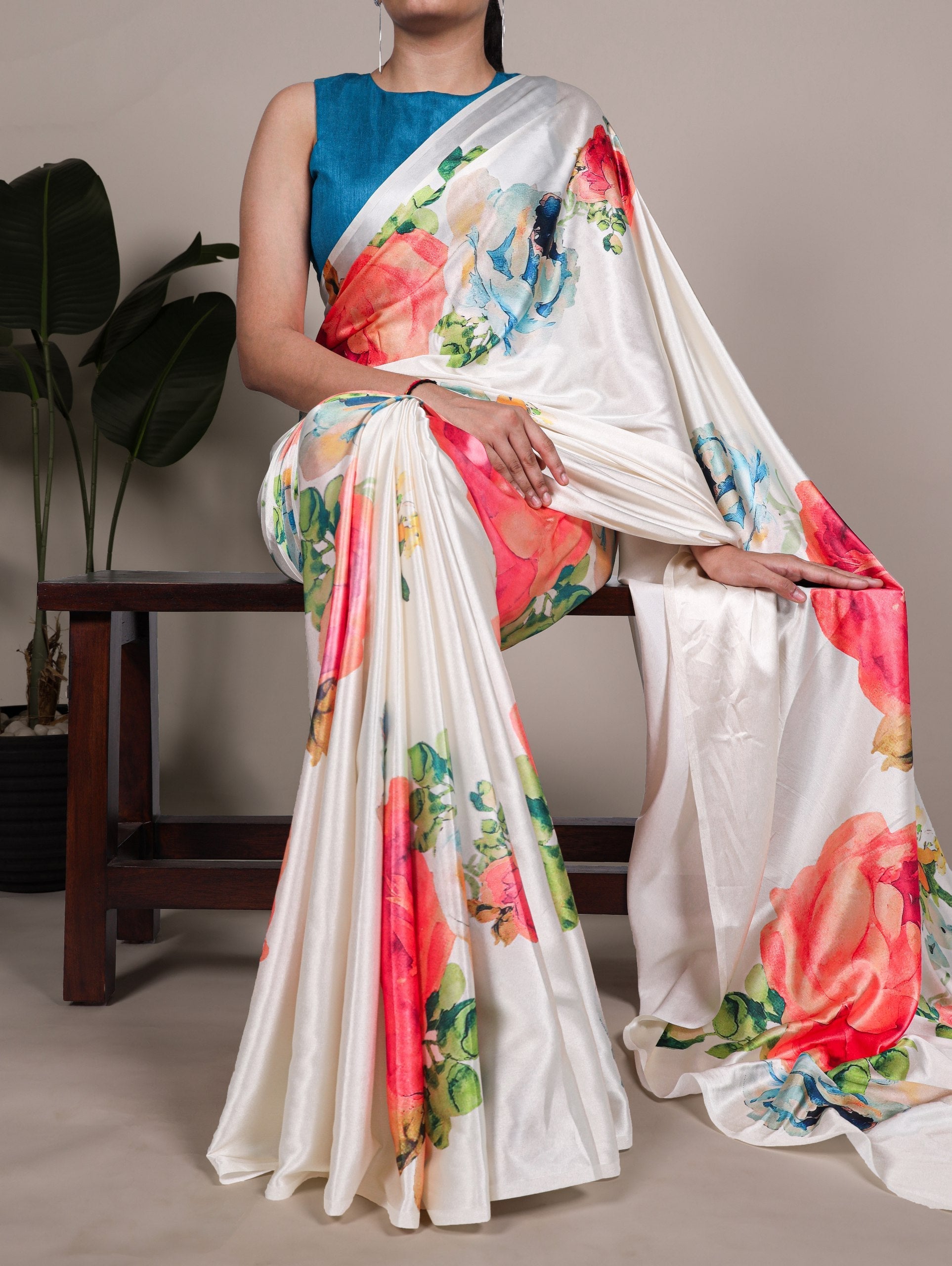 White Elegant Floral Print Satin Silk Saree with Plain Banglory Blouse Piece