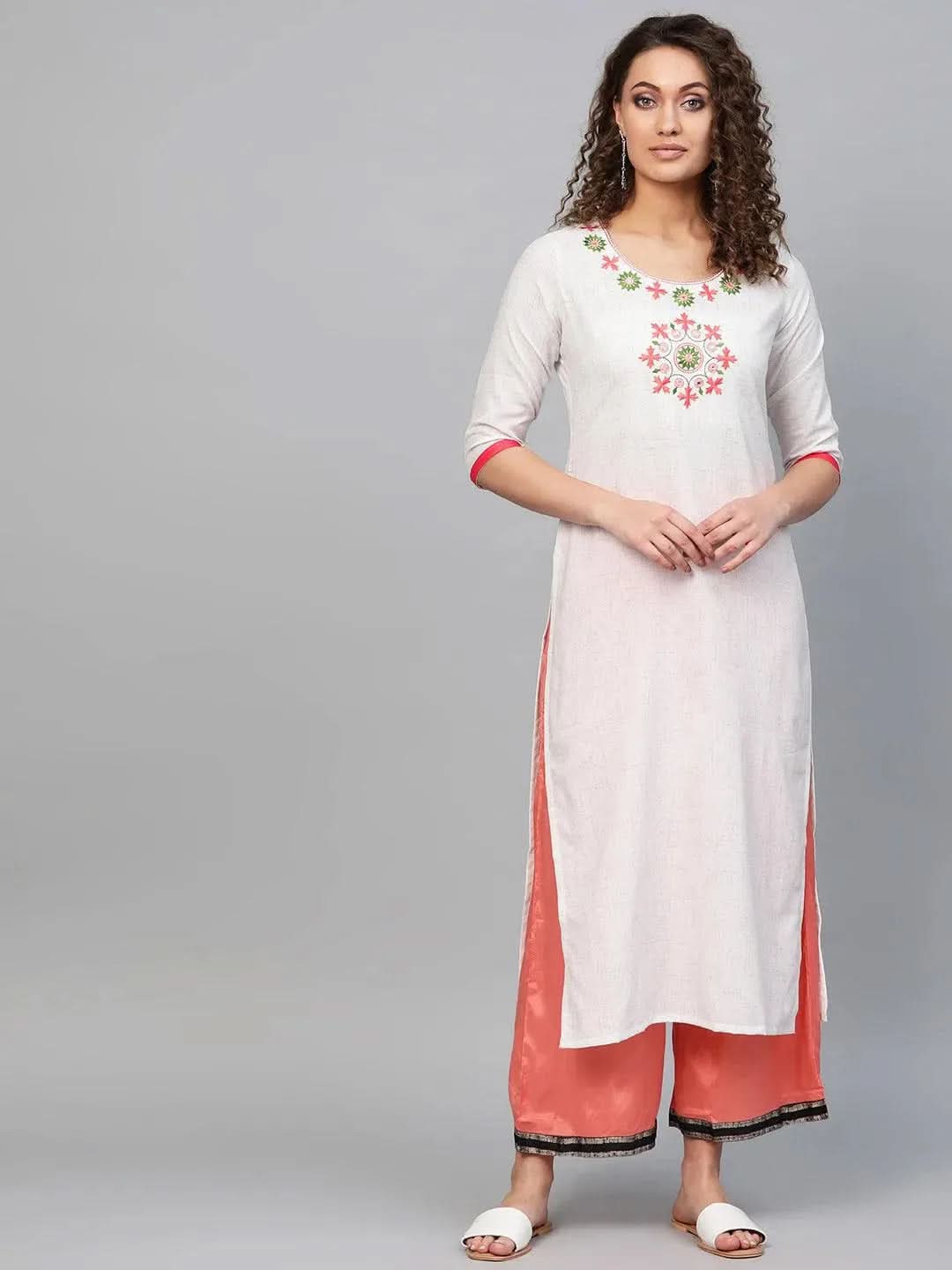 Anouk White Embroidered Cotton Kurta