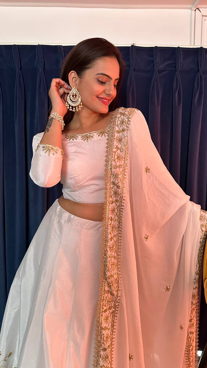 White Ethereal Beauty – Slub Silk Zari & Sequin Lehenga Set