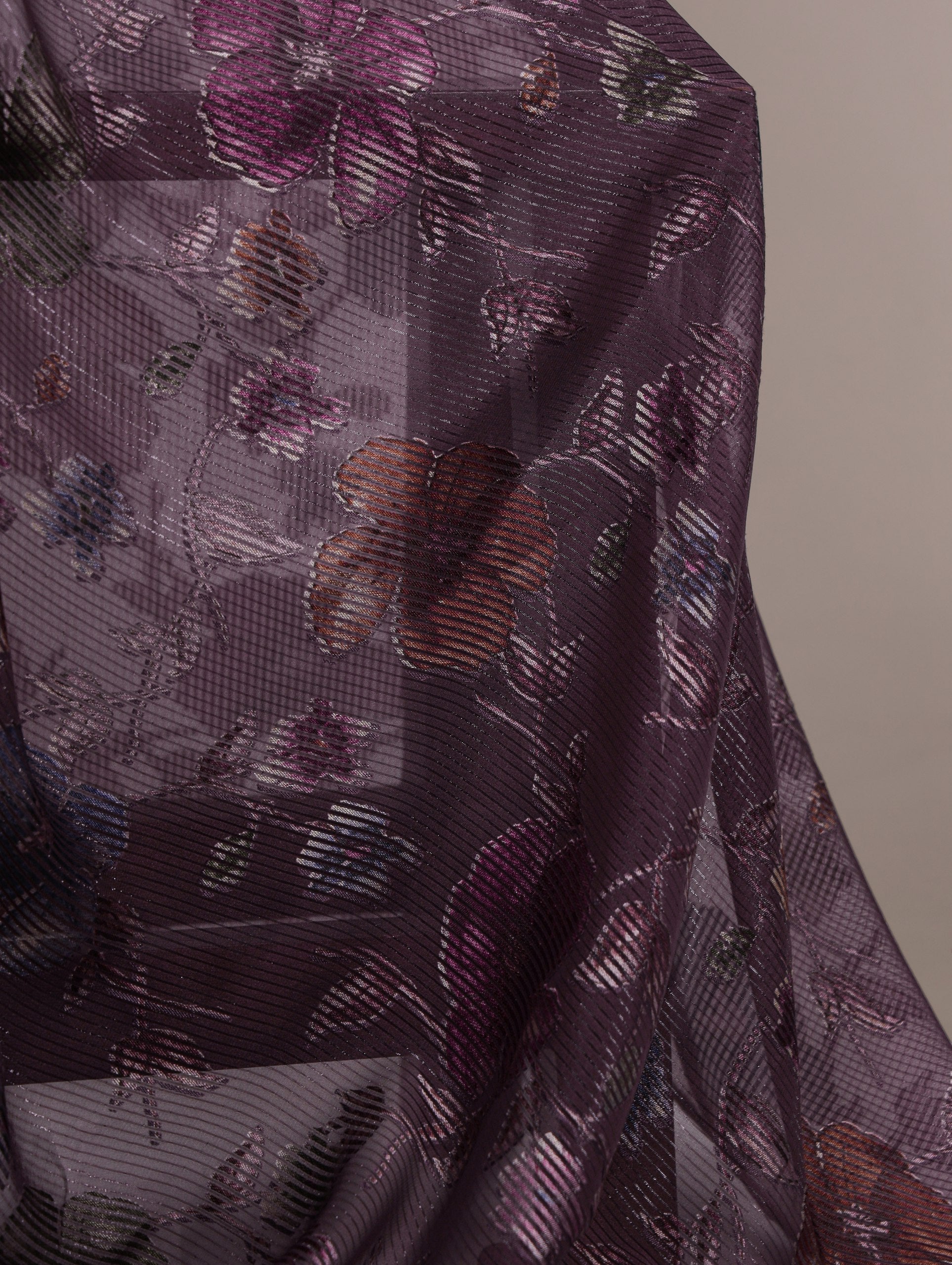 Wine Elegant Lurex Brasso Saree with Floral Viscose Brasso Work & Silk Blouse Piece