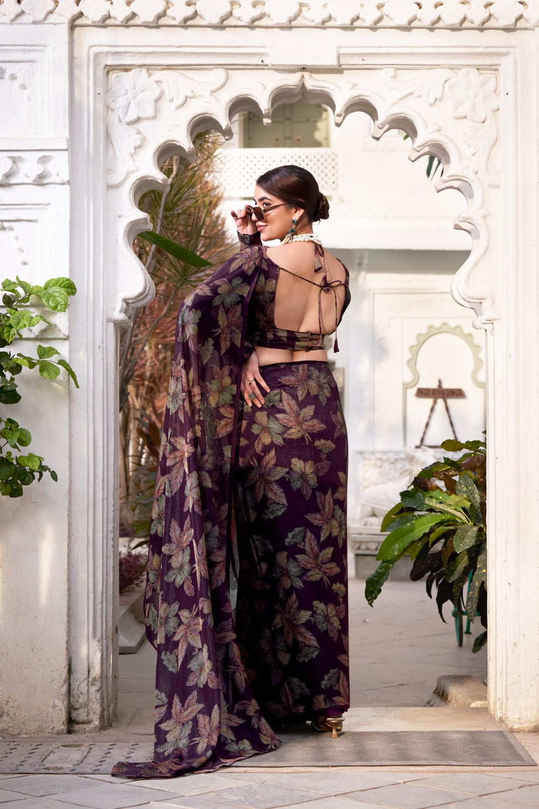 Wine Floral Lurex Brasso Saree with Unstitched Blouse – Elegant Viscose Brasso Work