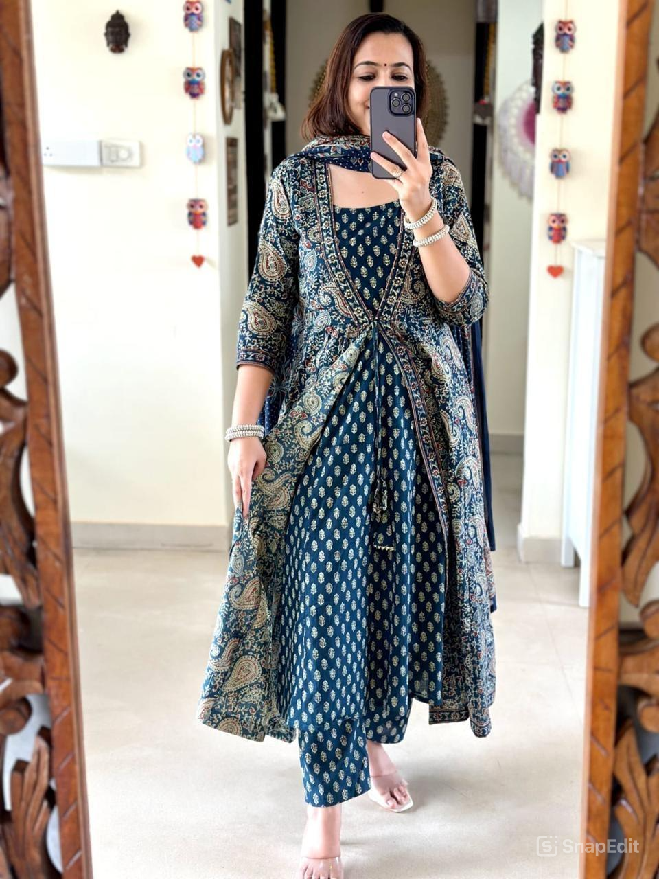 Women's Anarkali Kurta Set with Printed Cotton Fabric & Tassel Detail – 3-Piece Suit