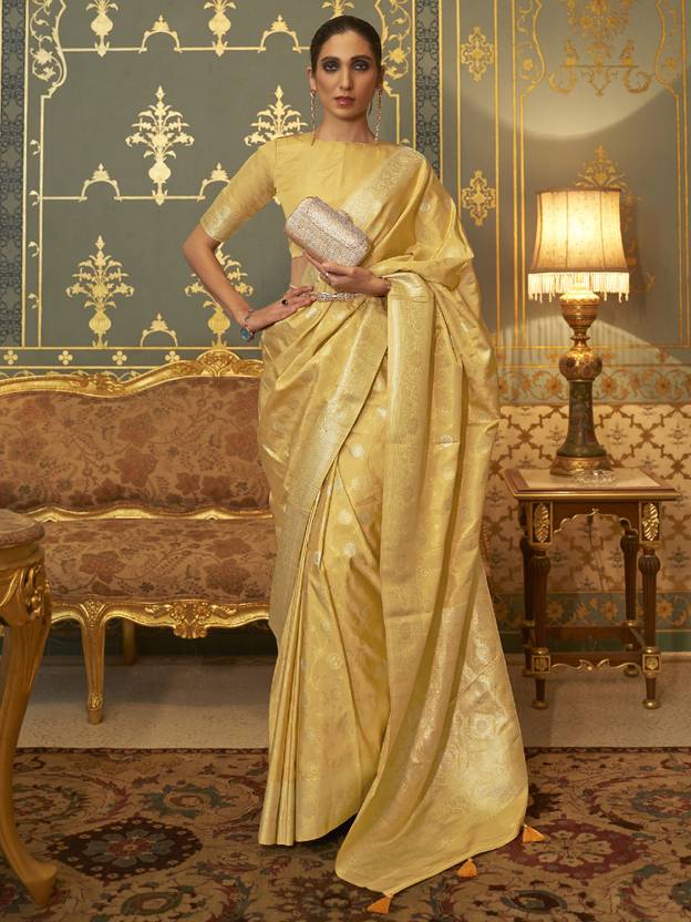Yellow Graceful Banarasi Silk Blend Saree with Unstitched Blouse Piece